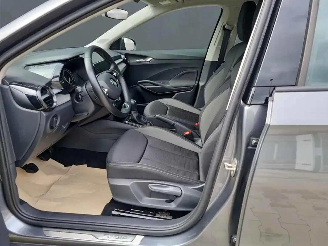 Skoda Fabia - Thumbnail 9