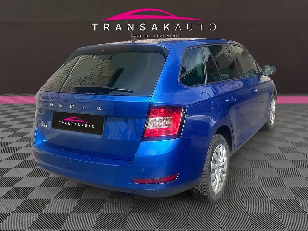 Skoda Fabia - Thumbnail 5