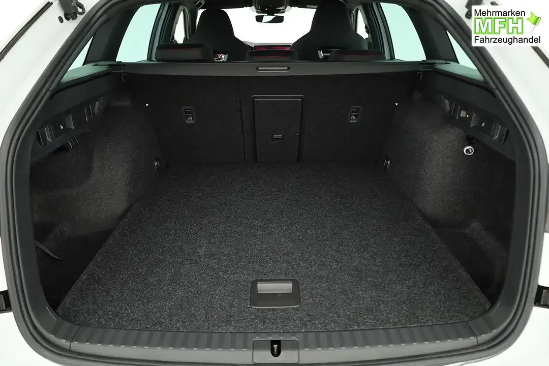 Skoda Octavia - Thumbnail 12