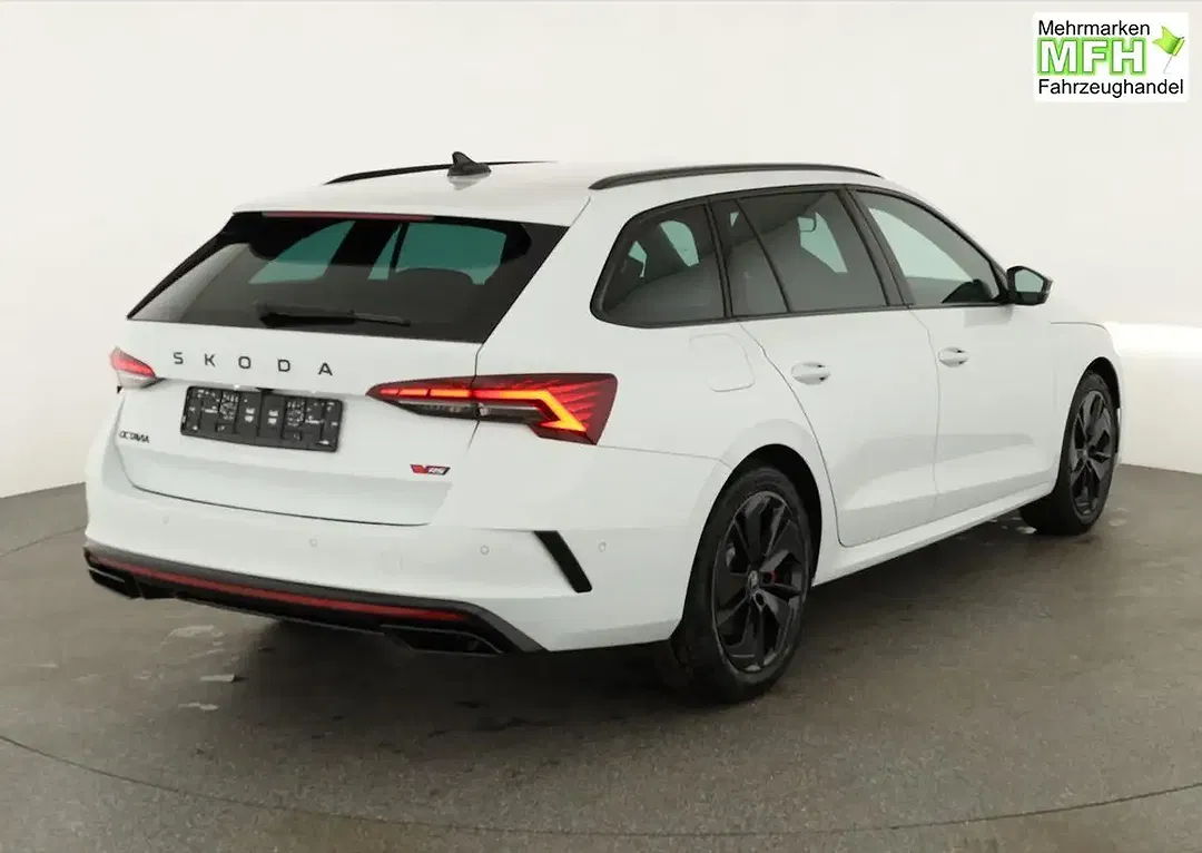 Skoda Octavia - Thumbnail 2