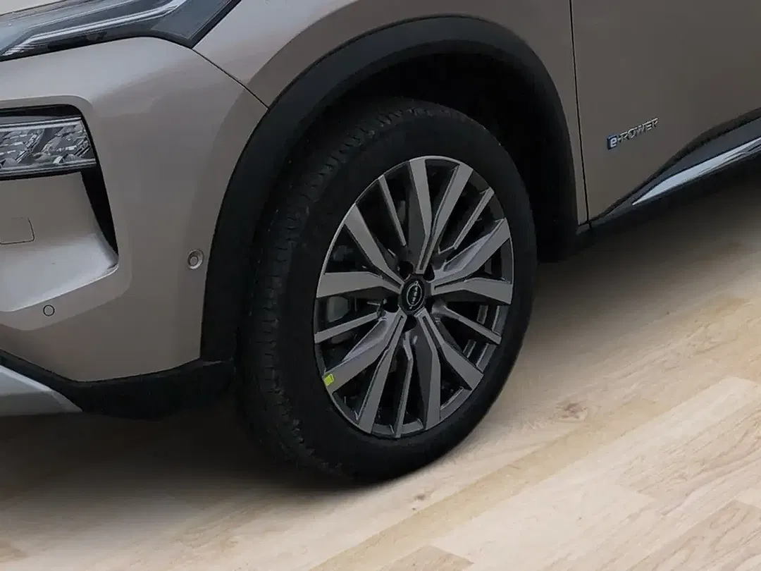 Nissan X-Trail - Thumbnail 9