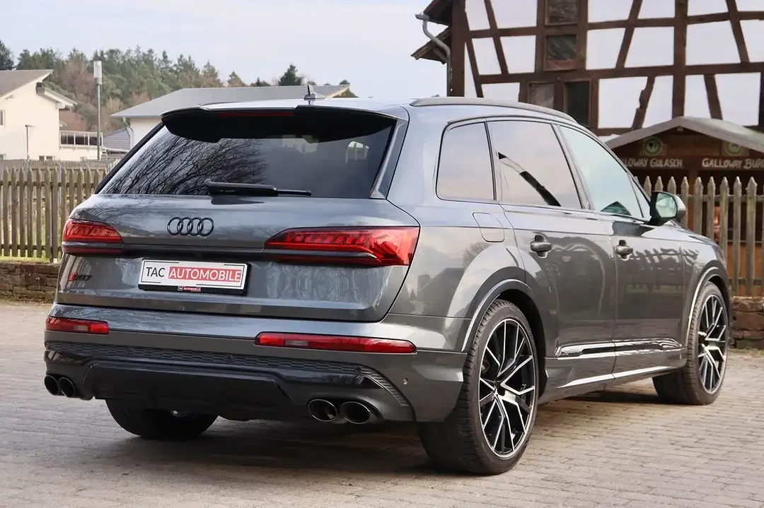 Audi SQ7 - Thumbnail 12
