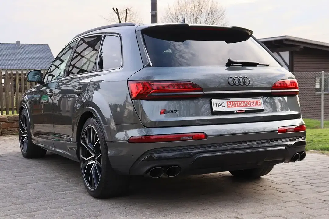 Audi SQ7 - Thumbnail 13