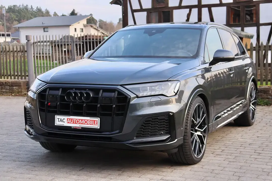 Audi SQ7 - Thumbnail 22