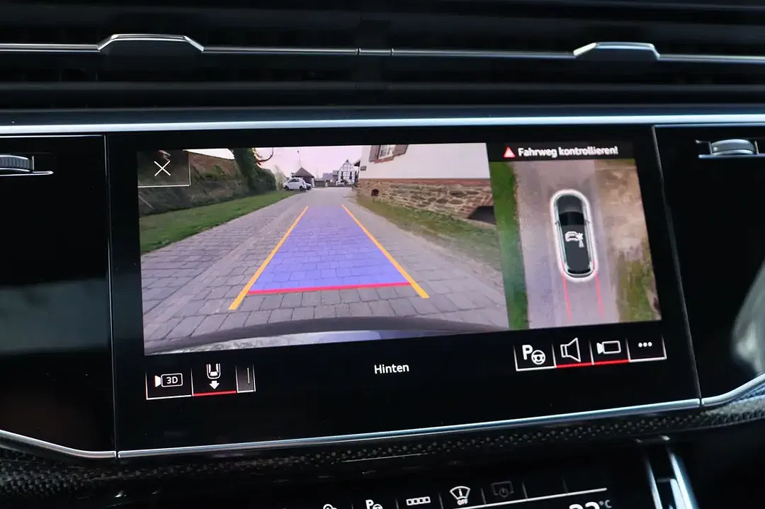 Audi SQ7 - Thumbnail 30