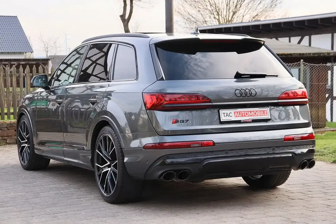 Audi SQ7 - Thumbnail 6
