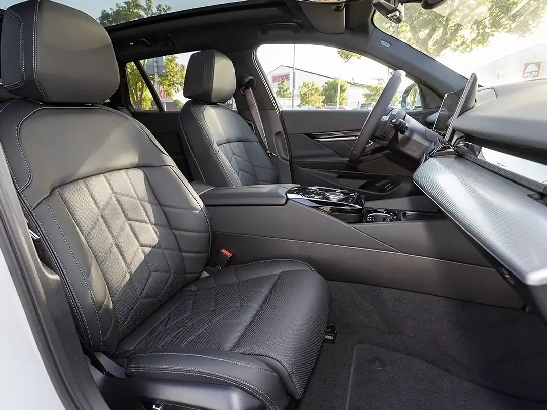 BMW 520 - Thumbnail 11