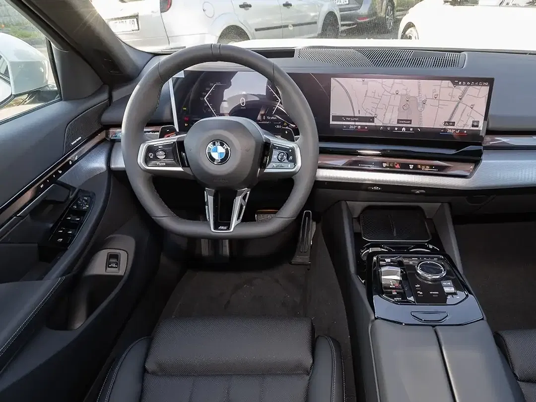 BMW 520 - Thumbnail 6