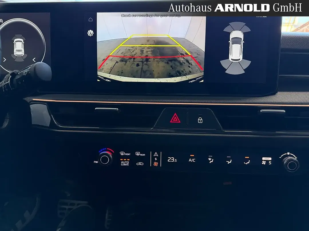 Kia Stonic - Thumbnail 10