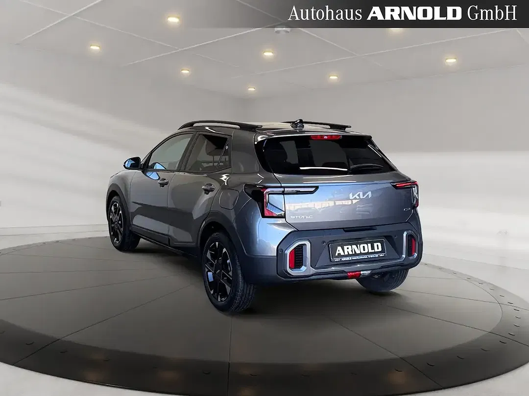 Kia Stonic - Thumbnail 3