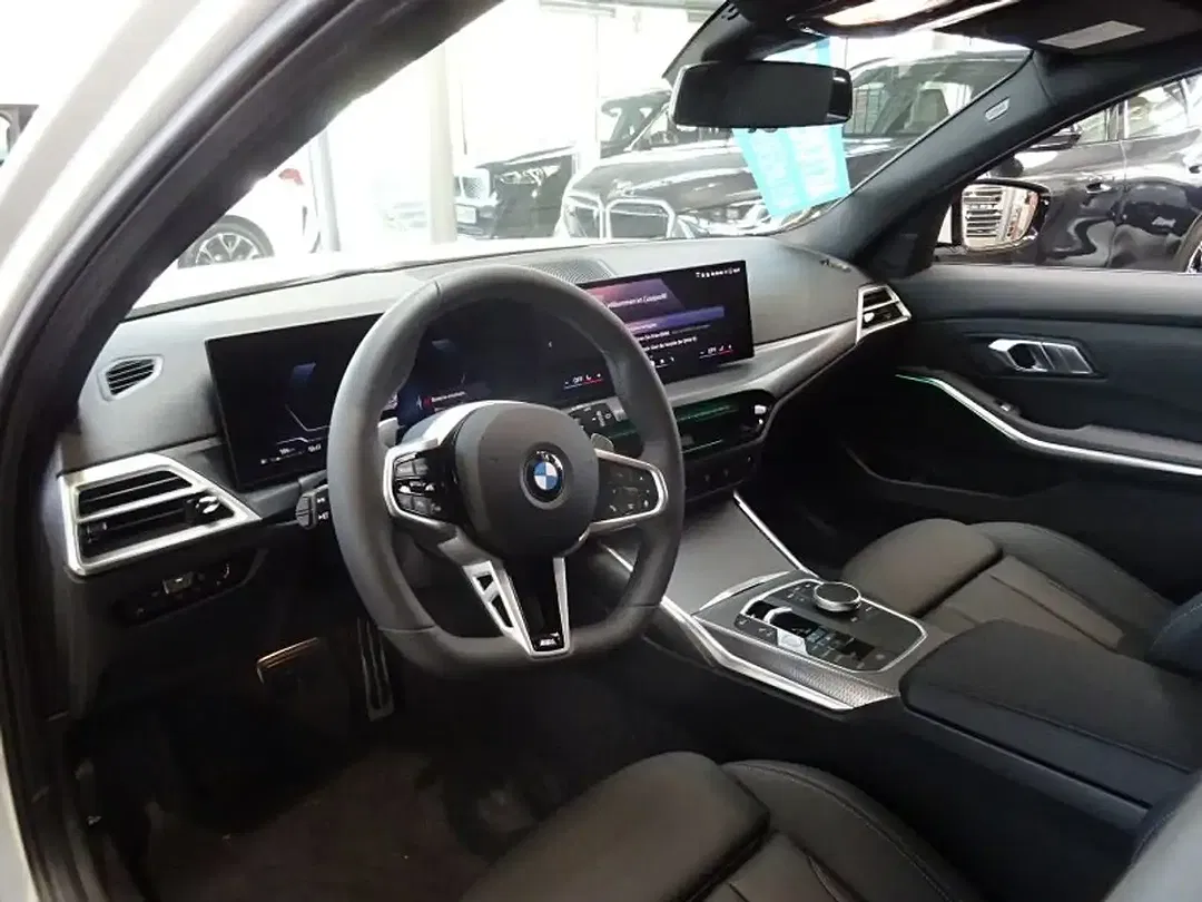 BMW 320 - Thumbnail 7