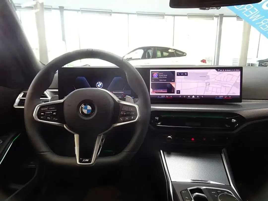 BMW 320 - Thumbnail 9
