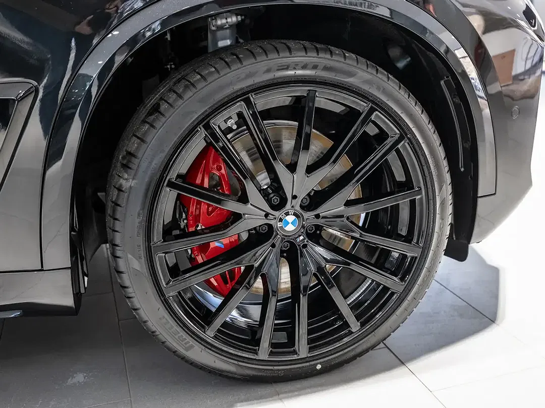 BMW X5 - Thumbnail 10