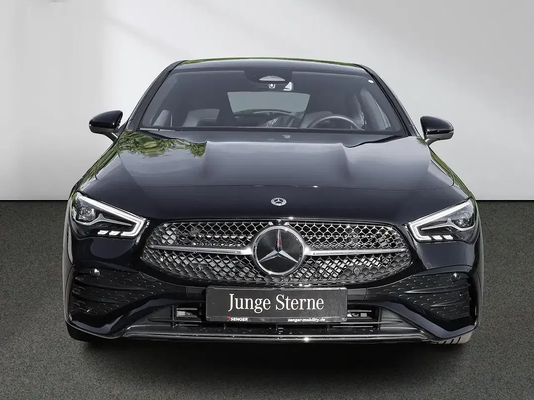 Mercedes-Benz CLA 200 - Thumbnail 3