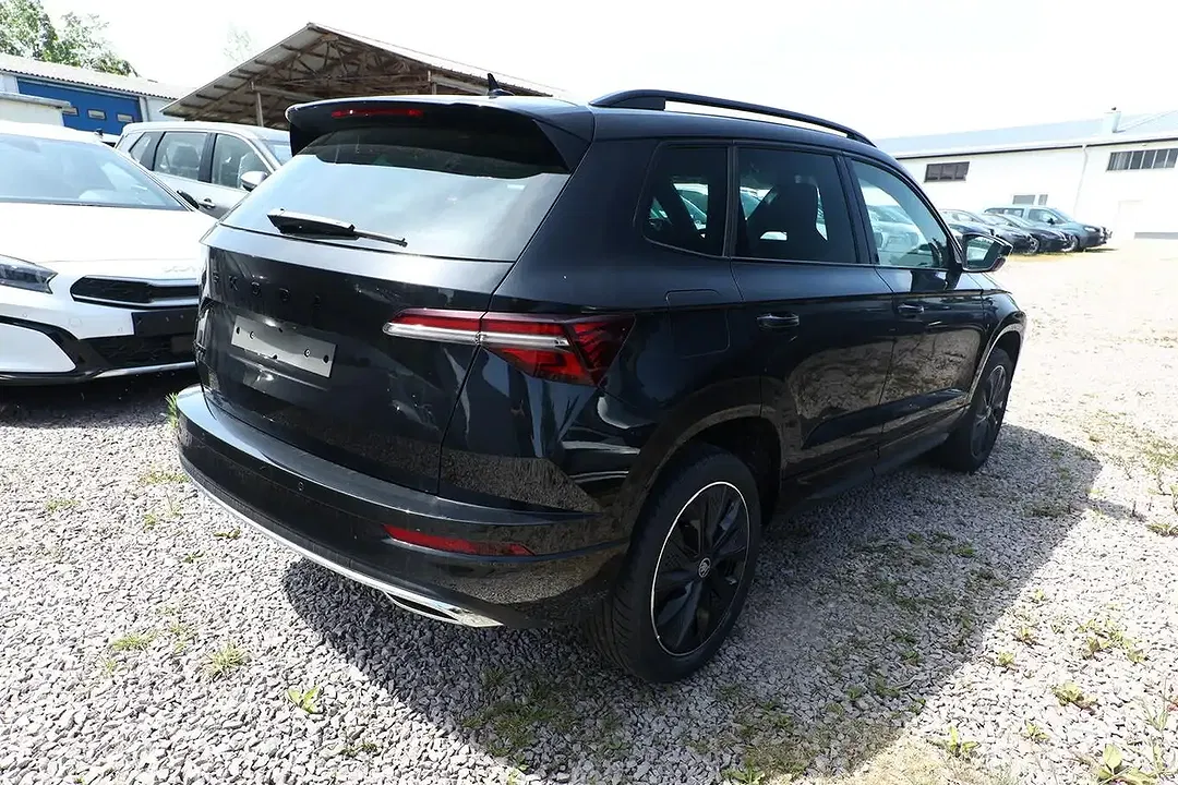 Skoda Karoq - Thumbnail 3