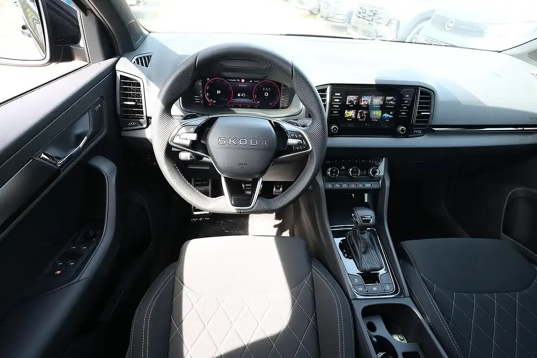 Skoda Karoq - Thumbnail 7