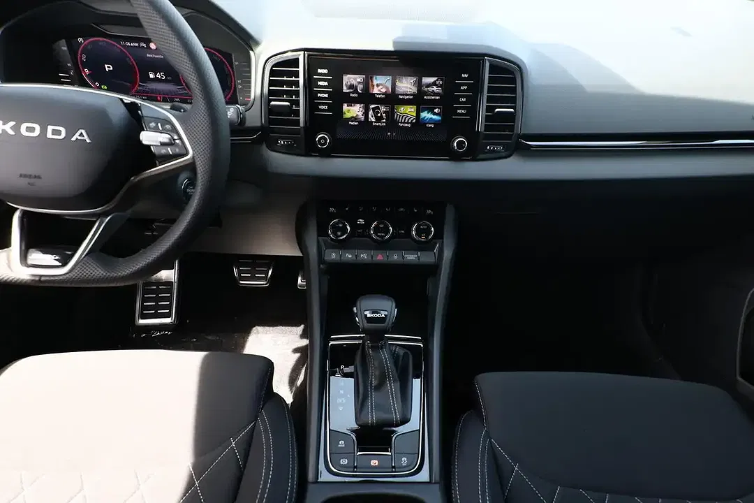 Skoda Karoq - Thumbnail 8