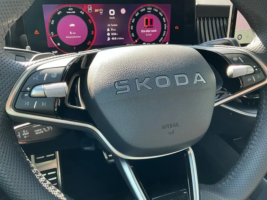 Skoda Superb - Thumbnail 13