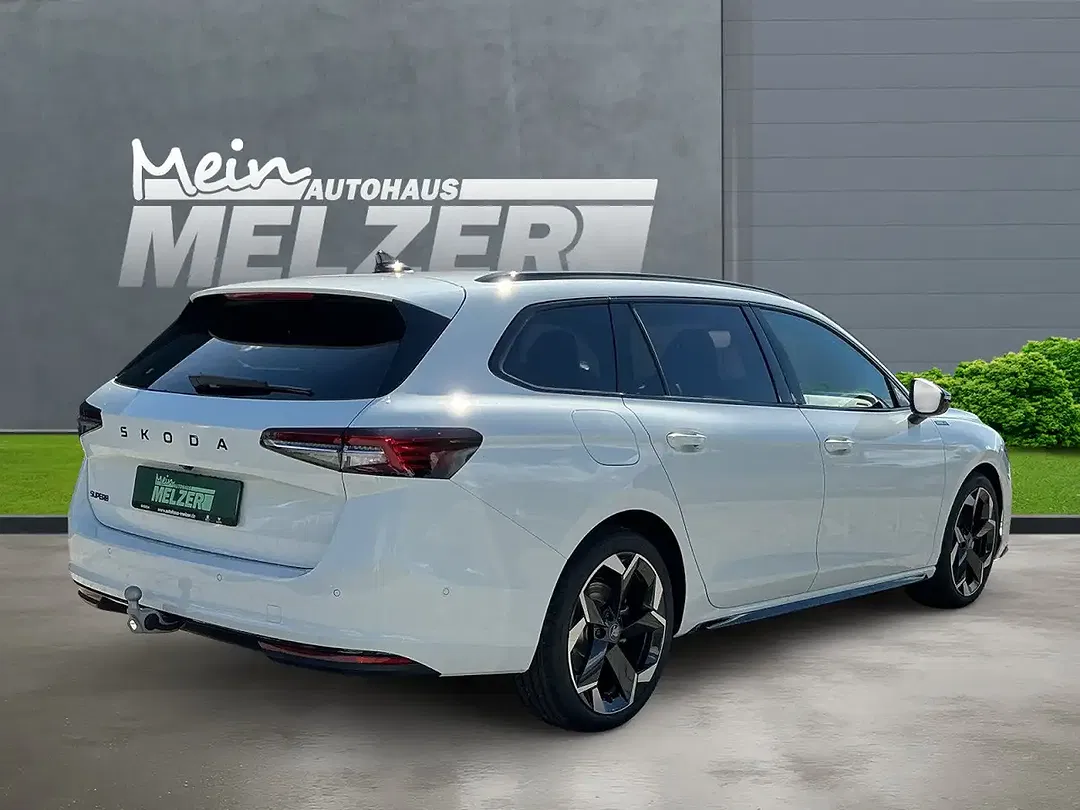 Skoda Superb - Thumbnail 2