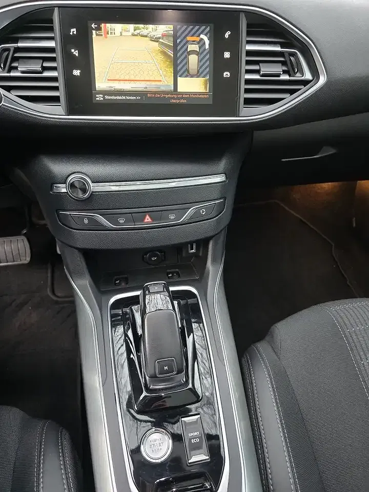 Peugeot 308 - Thumbnail 15