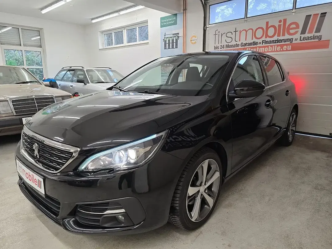 Peugeot 308 - Thumbnail 3