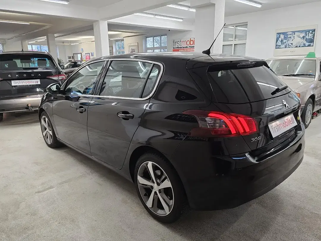 Peugeot 308 - Thumbnail 5