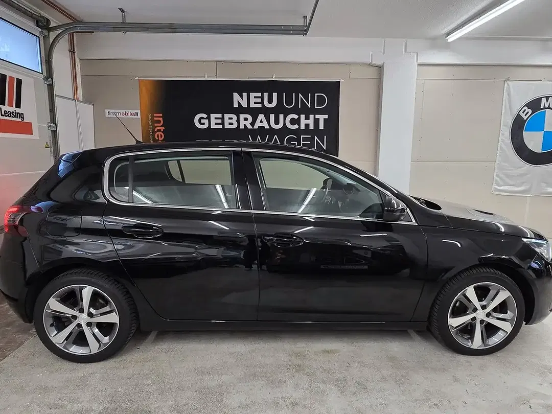 Peugeot 308 - Thumbnail 8