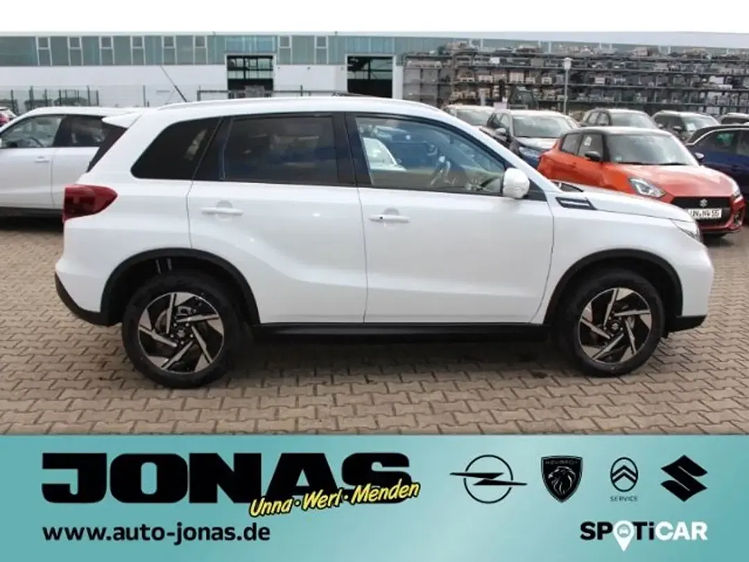 Suzuki Vitara - Thumbnail 5