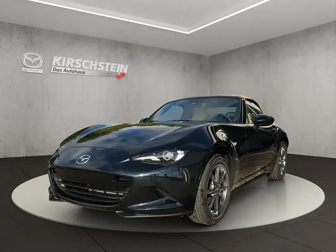 Mazda MX-5 - Thumbnail 1
