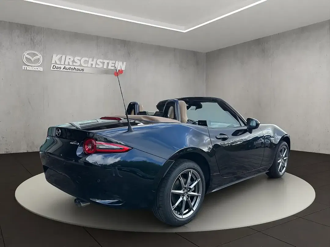 Mazda MX-5 - Thumbnail 12
