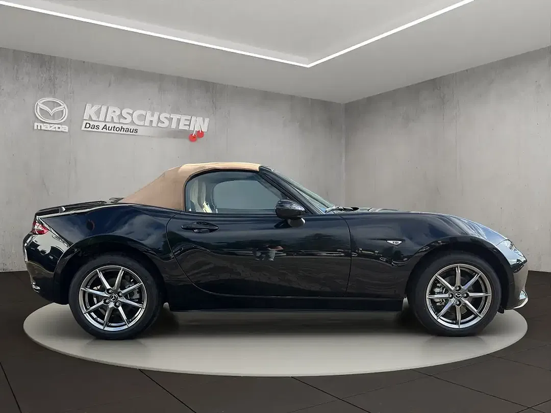 Mazda MX-5 - Thumbnail 6