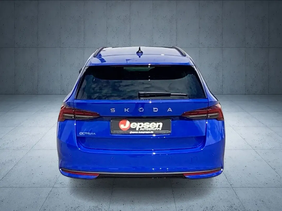 Skoda Octavia - Thumbnail 4