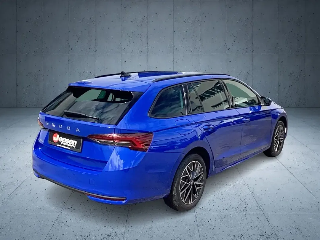 Skoda Octavia - Thumbnail 5