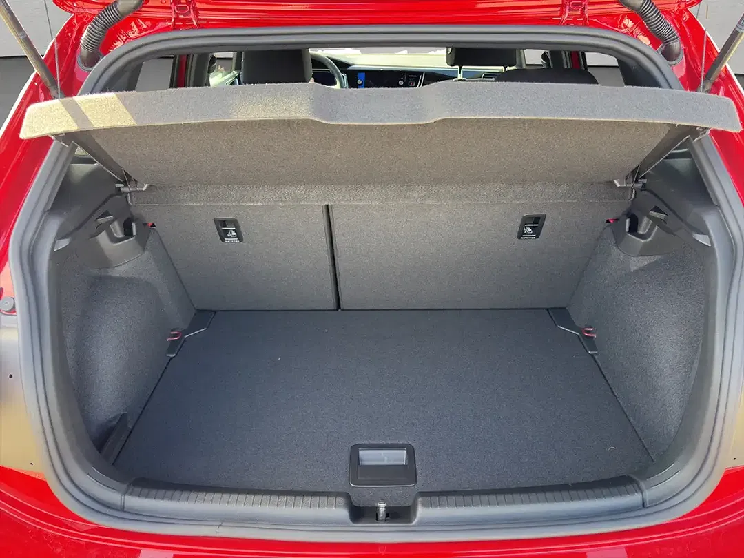 Volkswagen Polo - Thumbnail 7