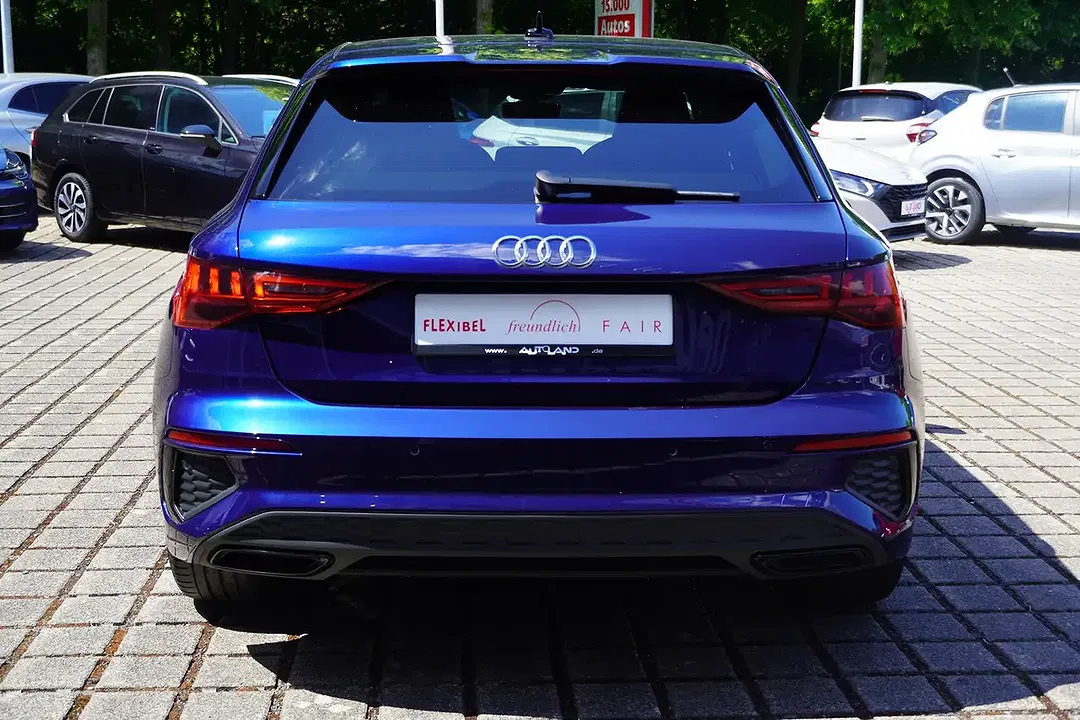 Audi A3 - Thumbnail 3