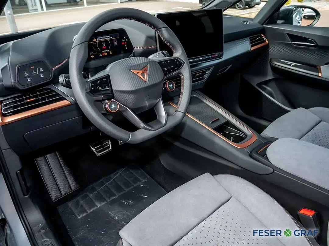CUPRA Born - Thumbnail 6