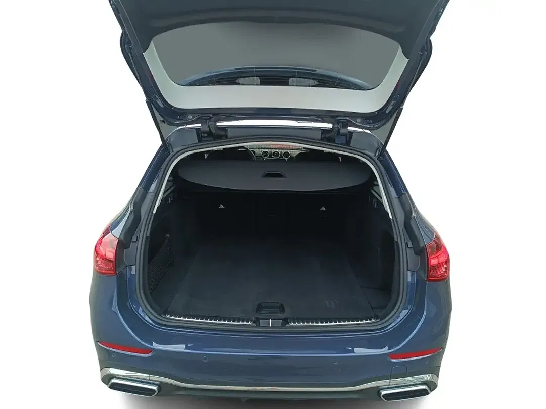 Mercedes-Benz C 300 - Thumbnail 9