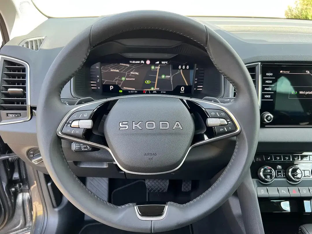 Skoda Karoq - Thumbnail 11