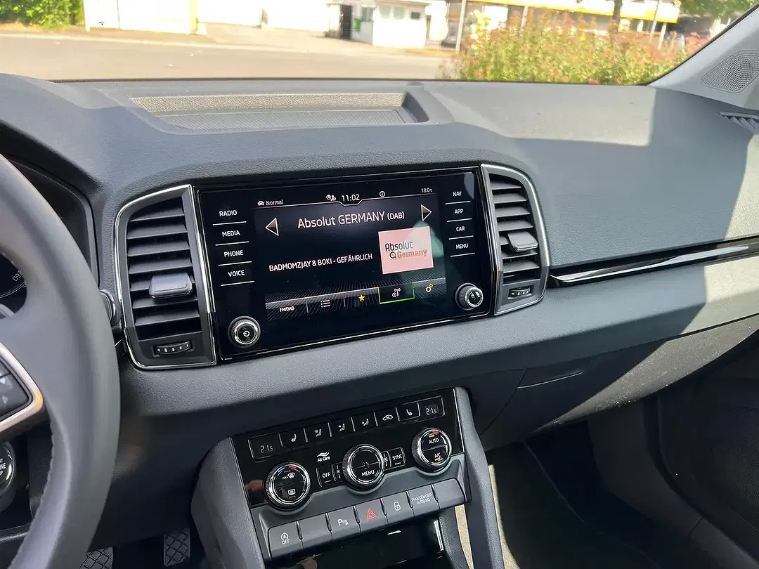 Skoda Karoq - Thumbnail 13