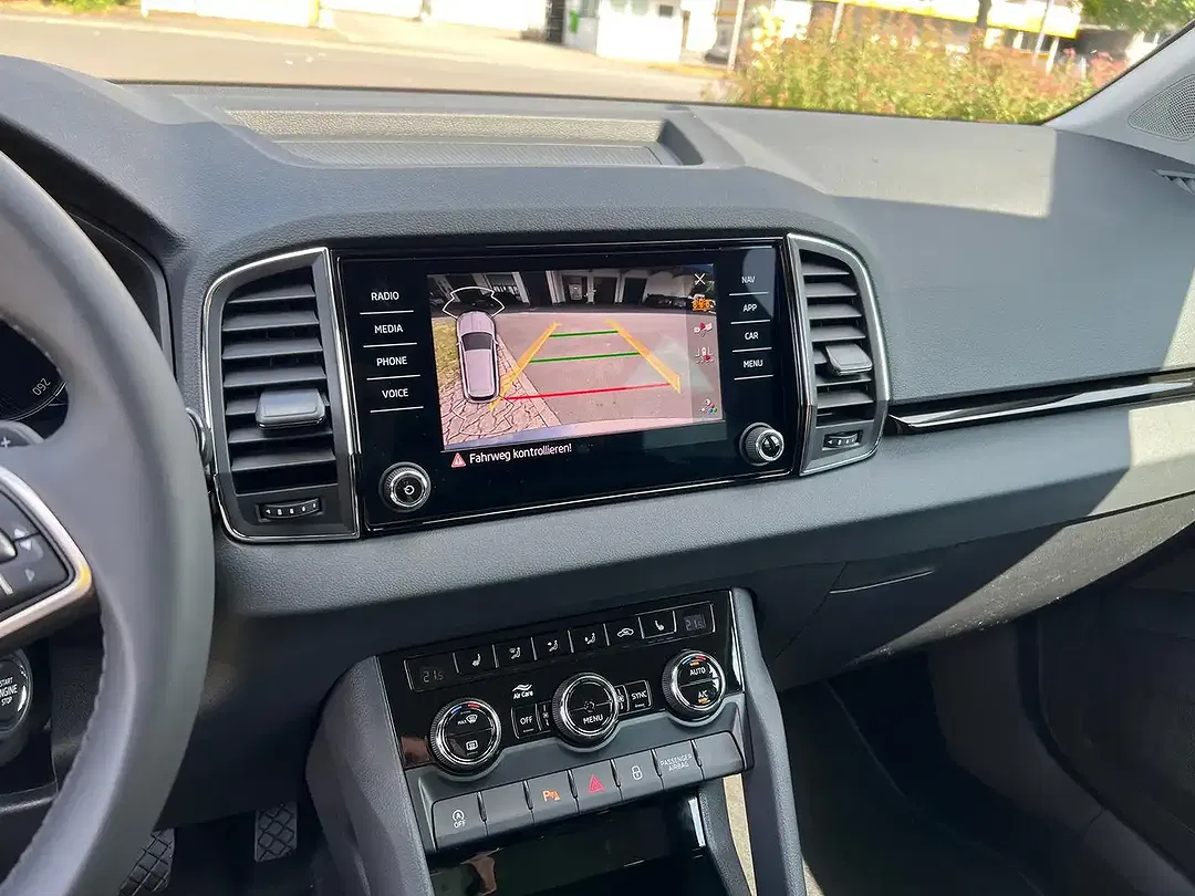 Skoda Karoq - Thumbnail 15