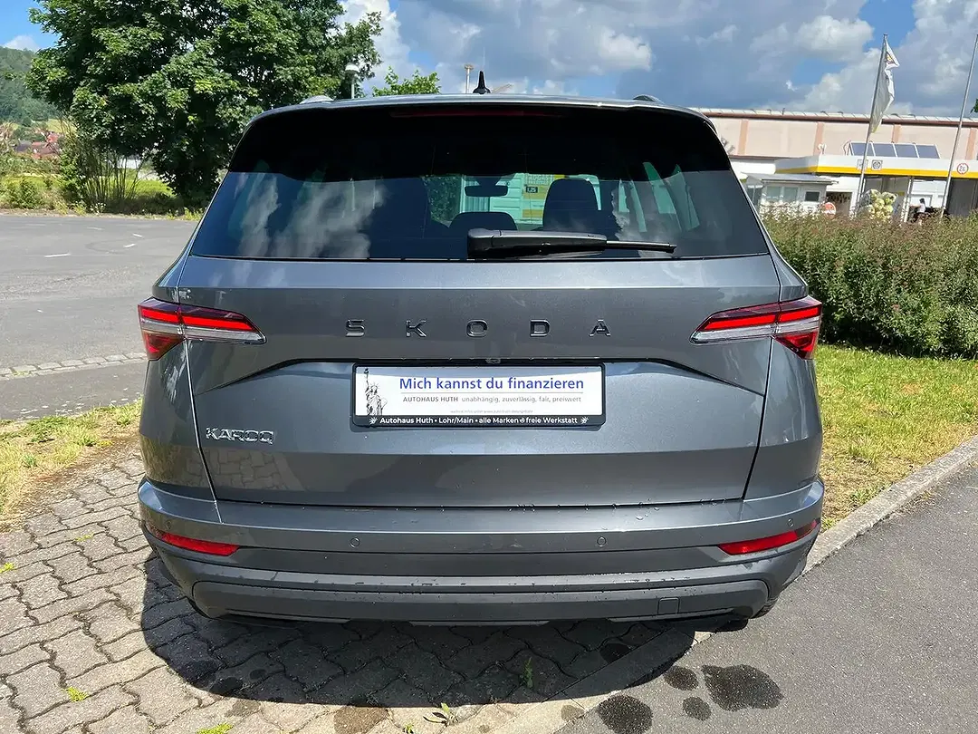 Skoda Karoq - Thumbnail 6