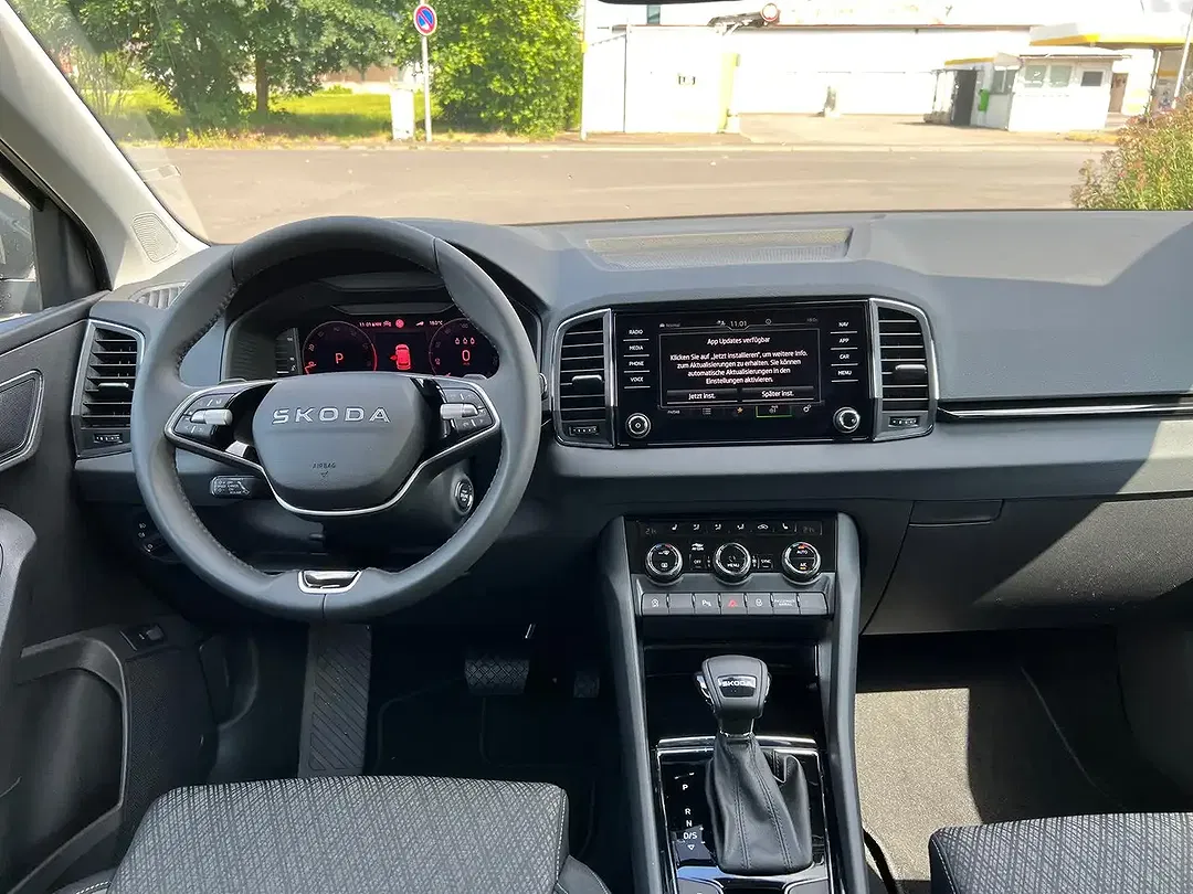 Skoda Karoq - Thumbnail 9