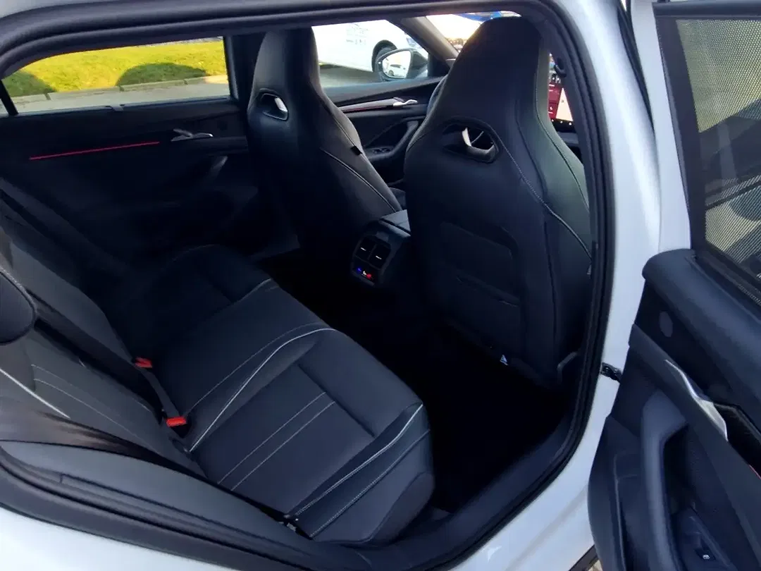 Skoda Superb - Thumbnail 9