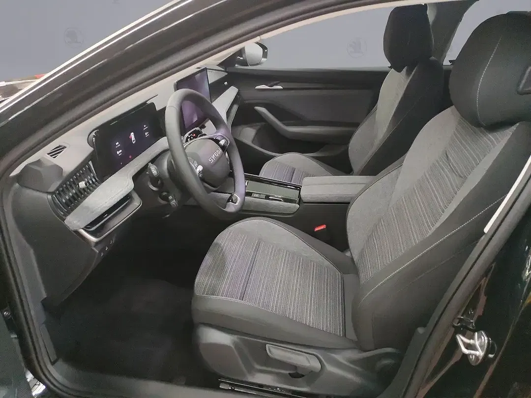 Skoda Superb - Thumbnail 5