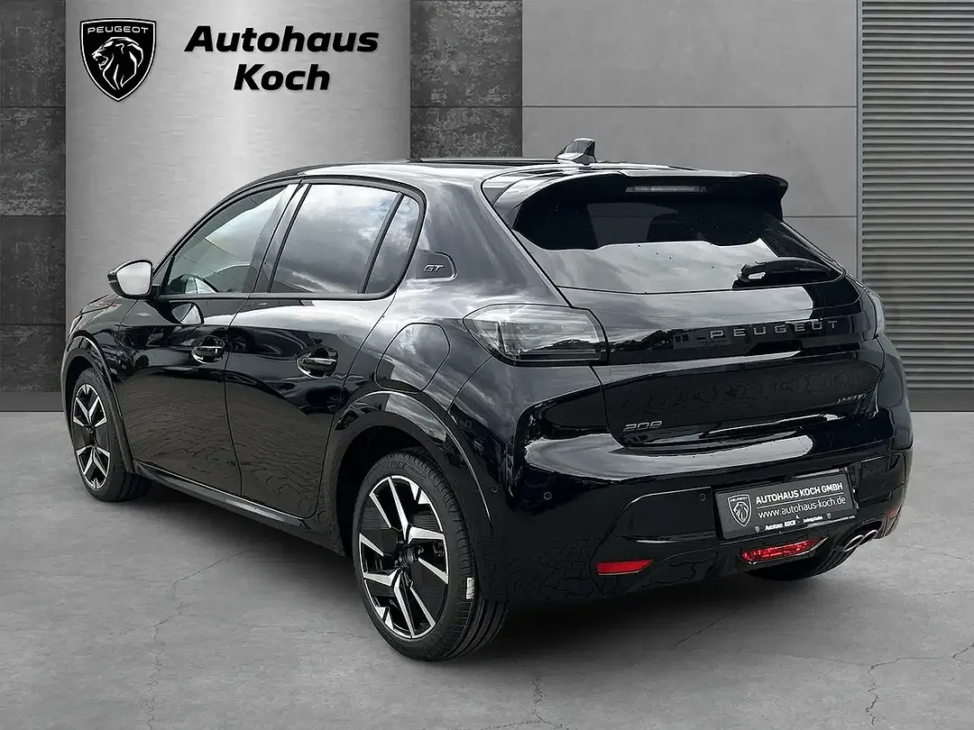 Peugeot 208 - Thumbnail 3