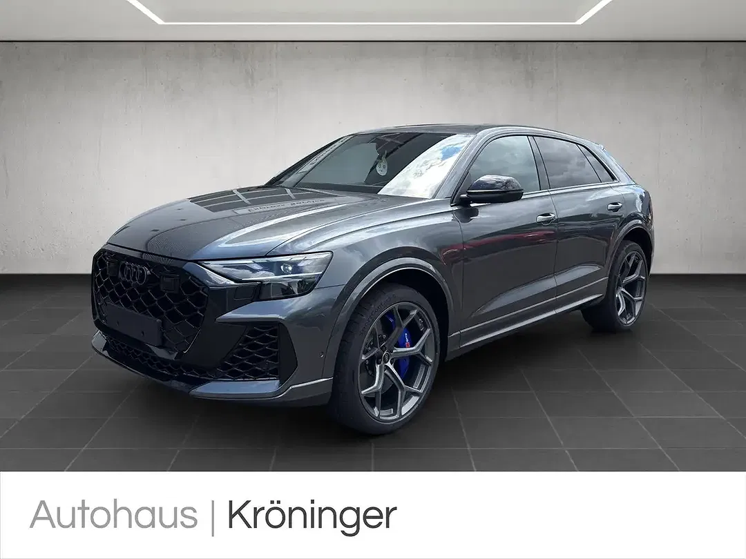 Audi RS Q8 - Thumbnail 1
