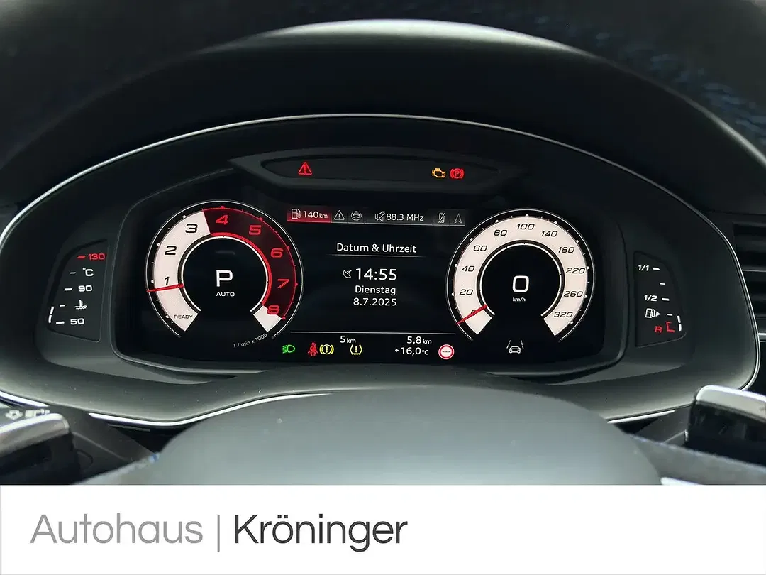 Audi RS Q8 - Thumbnail 12