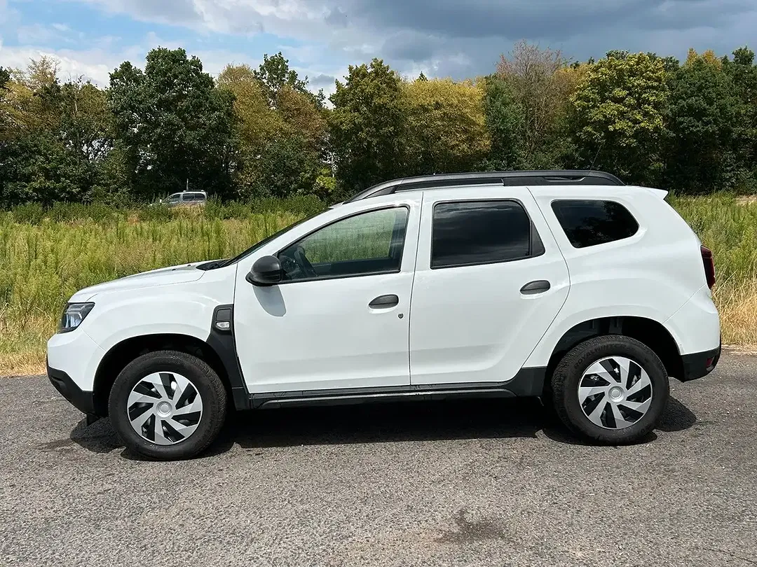 Dacia Duster - Thumbnail 2