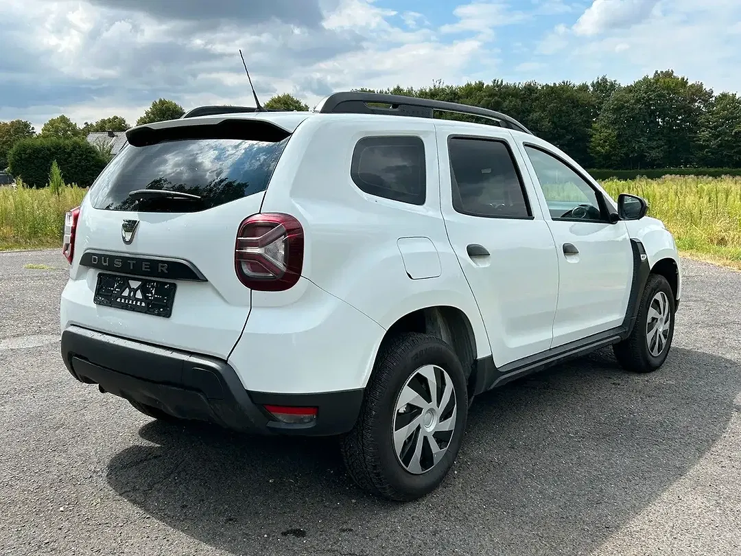 Dacia Duster - Thumbnail 5