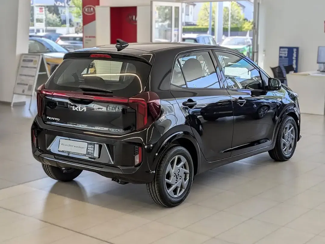 Kia Picanto - Thumbnail 4